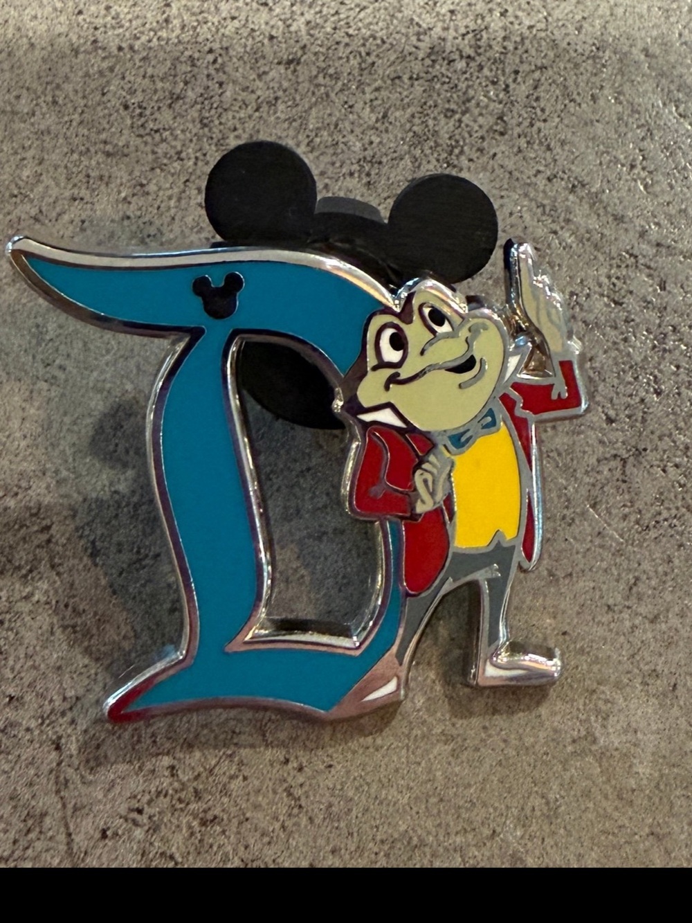 Rare Disney DLR Mr. Toad D Hidden Mickey pin 2019